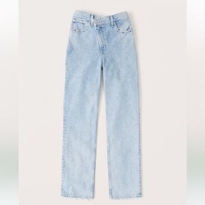 Abercrombie & Fitch Curve Love The Dad High Rise Jeans